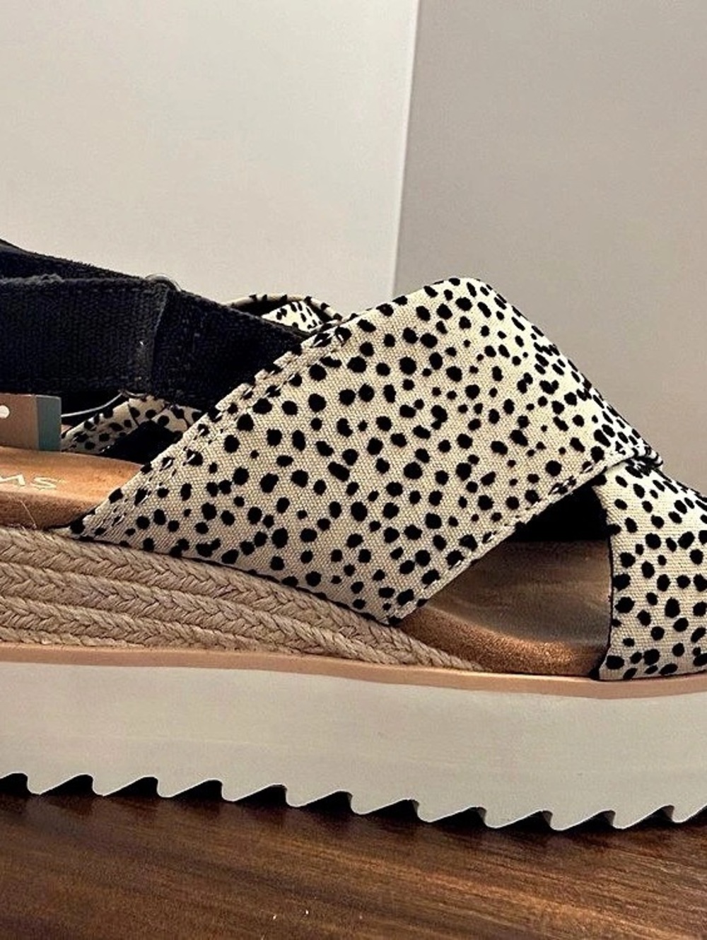TOMS Diana Platform Wedge Sandal Women's Animal Print Wedge Sandals US 8.5 NWT